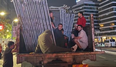 Barikatların Ardında: CHP İstanbul İl Başkanlığı Önünde Yeni Gösteriler ve Tepkiler