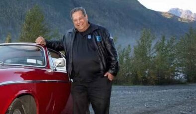 Bir Volvo, Bir Aşk ve Sıradışı Bir Kilometre Yolculuğu: Irv Gordon’un P1800S Serüveni