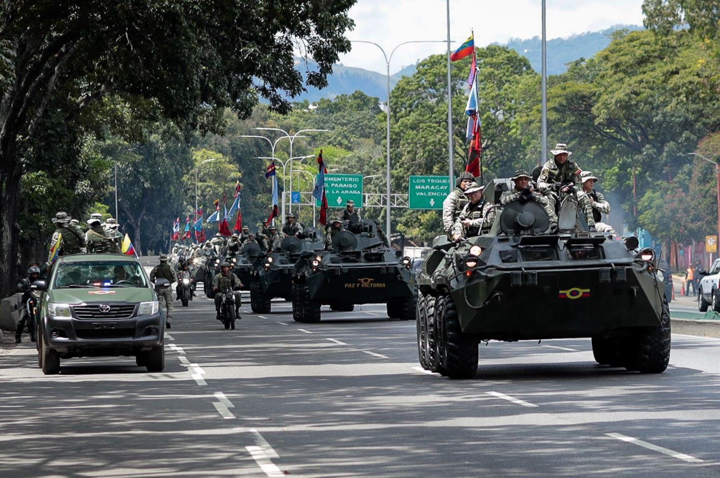 Caracas Sokaklarında Askeri Eğitim ve Savunma Hazırlıkları: FANB ve Bolivarcı Milisler
