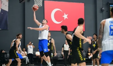 Çayırova Kapalı Spor Salonu’nda Başarılı Bir Gün: Çayırova Belediyesi, Roberto Gallinat’la Zafere Ulaştı