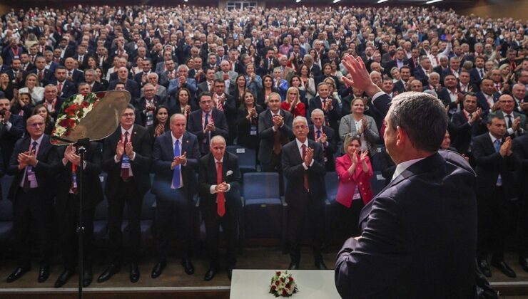 CHP Olağanüstü Kurultayında Özel’in Darbe ve Yargı Kollarına Yönelik Sert Eleştirileri