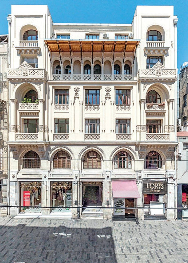 İstanbul Bienali 2024: Üç Ayaklı Kedi etiketiyle üç yıllık serüven