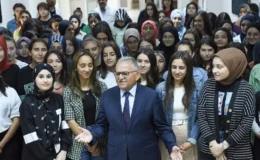 Kayseri Belediyesi’nden Öğrencilere 42 Milyon TL’lik Kırtasiye ve Beslenme Desteği (2025-2026)