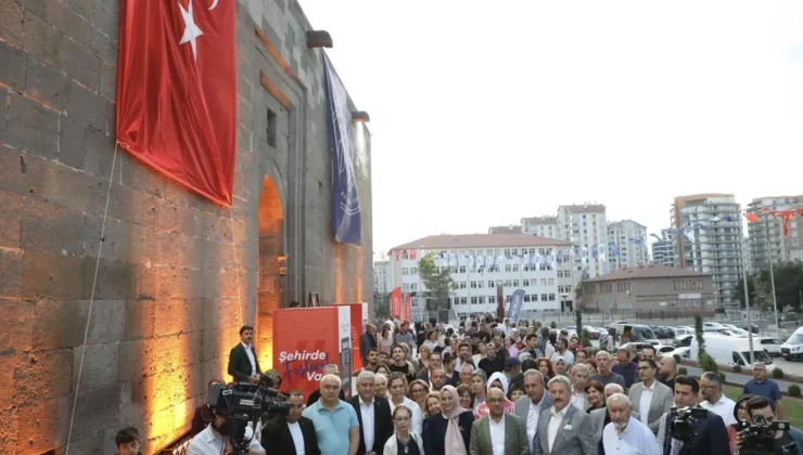 Köşk Medrese’de Kumaştan Hikayeler: Tarihi Yapıda Restorasyon ve Sergi