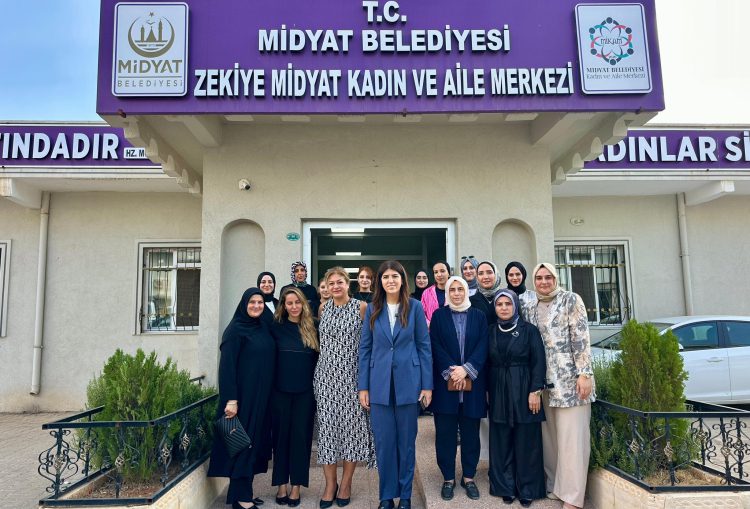 Midyat Ziyaretleri: Derya Ayaydın'dan Türkiye Yüzyılı Vizyonu İçin Kararlı Adımlar