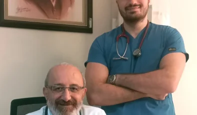 Mudanya Devlet Hastanesi’nde Baba-Oğul Doktorlar Birlikte Hizmete Başladı