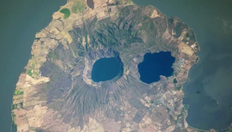 Yarımadayı Oluşturan Kraterler: Apoyeque ve Laguna Xiloa’nın Jeolojik Öyküsü